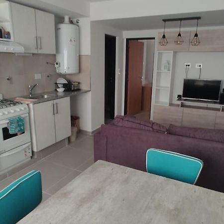 Departamento Calle Mendoza Albus -Acceso Rapido Ruta 22 Хенераль-Рока Экстерьер фото