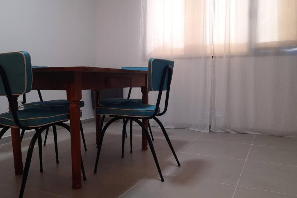 Departamento Calle Mendoza Albus -Acceso Rapido Ruta 22 Хенераль-Рока Экстерьер фото